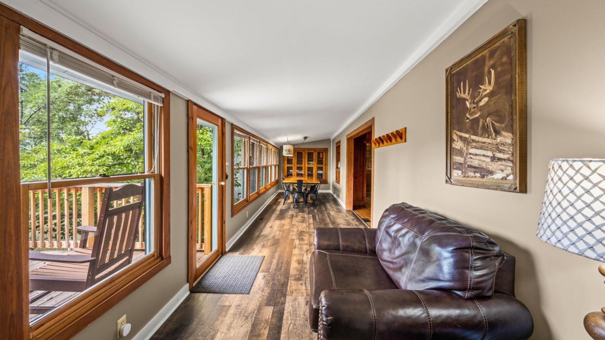 Whiskey Ridge Lodge: 1940s Gem with City Views and Custom Game Room Gatlinburg Exterior photo